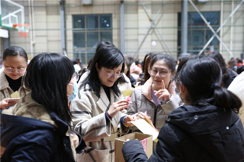 3.游戲”識海拾趣“和”填滿(mǎn)幸?！?jpg