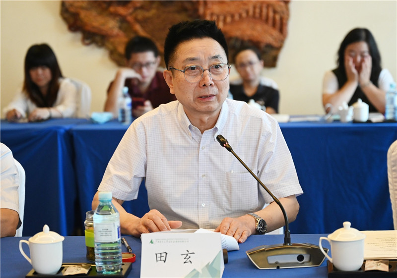 12北京師范大學(xué)歷史學(xué)院特聘教授、原中共中央黨史研究室研究員田玄作專(zhuān)題發(fā)言（李顯楊 攝）.jpg