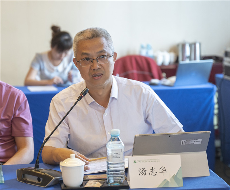 14廣西師范大學(xué)黨委常委、宣傳部部長(cháng)，馬克思主義學(xué)院院長(cháng)湯志華作專(zhuān)題發(fā)言（李顯楊 攝）.jpg