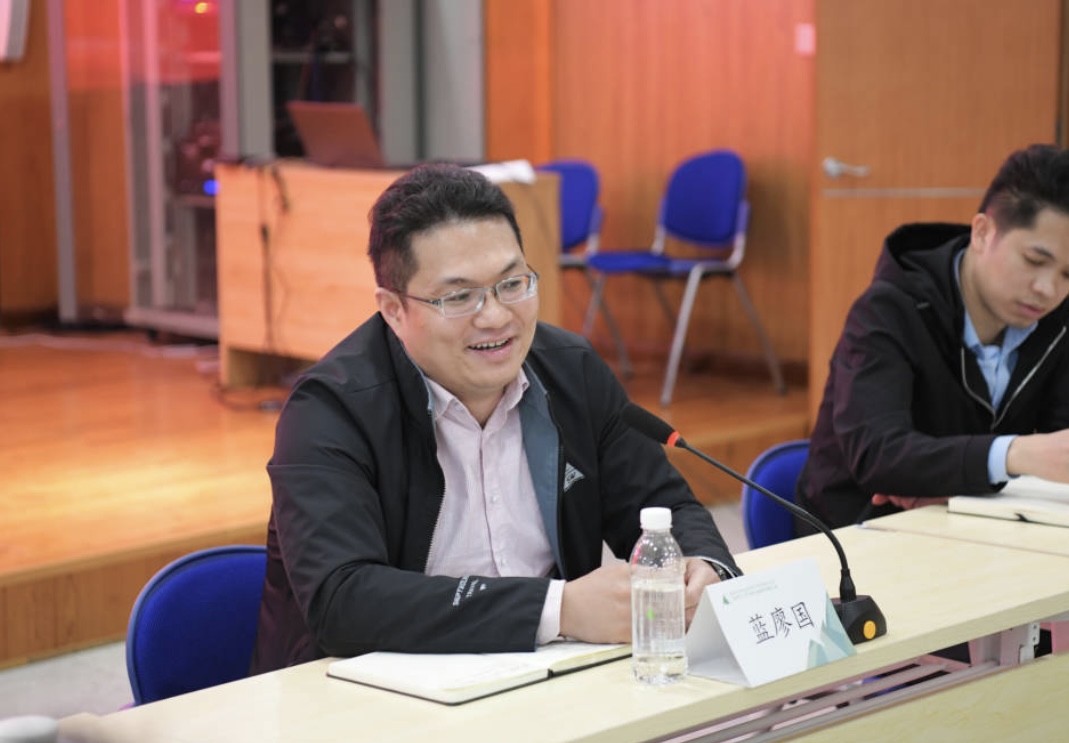 集團公司黨委副書(shū)記、紀委書(shū)記藍廖國書(shū)記發(fā)言.jpg