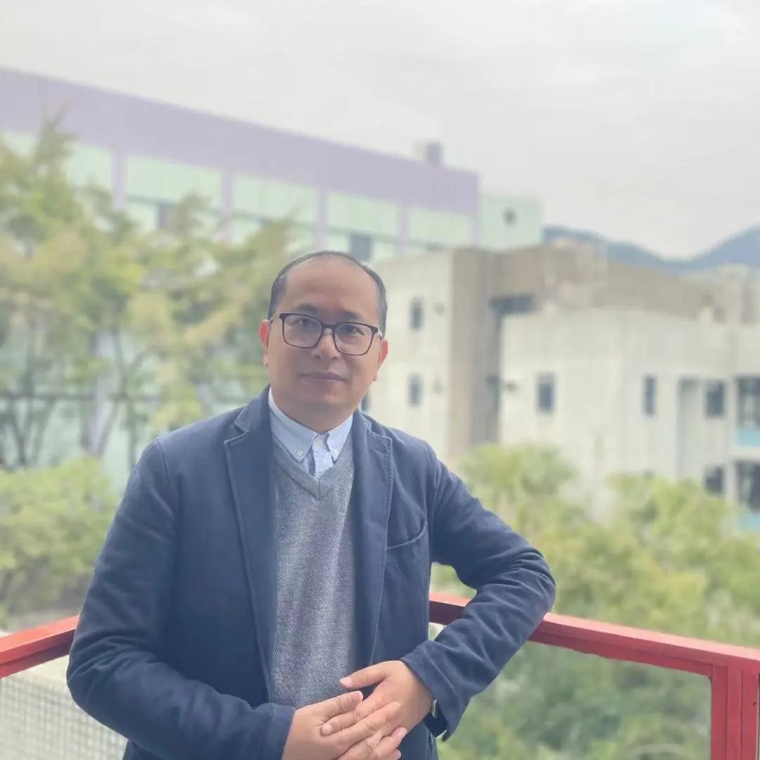 楊斌.jpg 楊斌.jpg