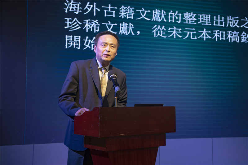 美國加州大學(xué)伯克利分校東亞圖書(shū)館館長(cháng)、大學(xué)圖書(shū)館副館長(cháng)周欣平（李顯楊 攝）.jpg